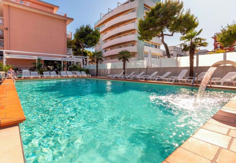 Hotel D'Annunzio Lido di Jesolo Eksteriør billede