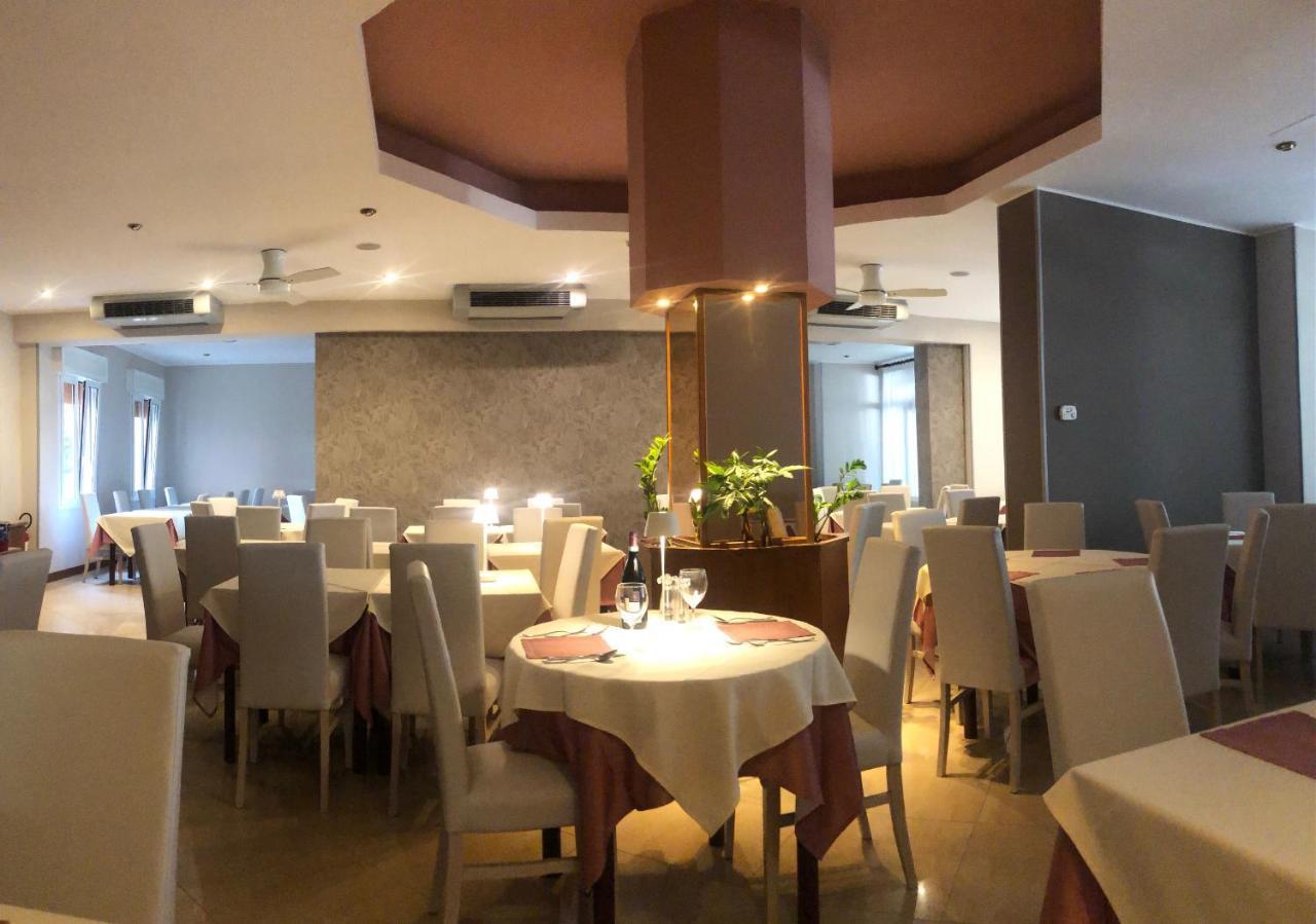 Hotel D'Annunzio Lido di Jesolo Eksteriør billede