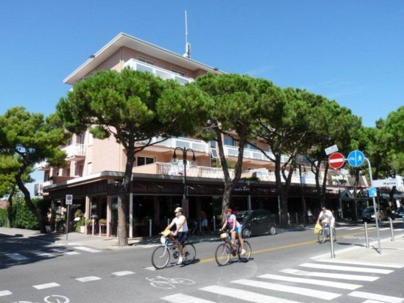 Hotel D'Annunzio Lido di Jesolo Eksteriør billede